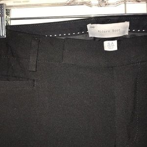 Gap Black Modern Boot, size 6A Stretch